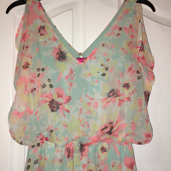 🌸 Floral dress 👗 - Picture 5 of 14